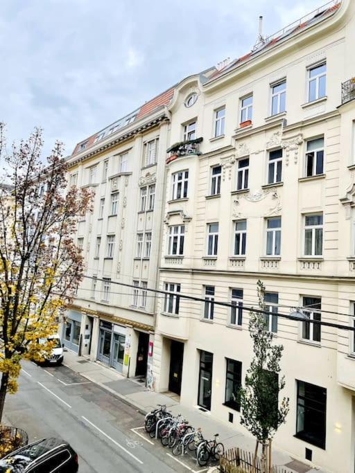 City-Center-Apartment Hip Area, Big & New Vienna Exterior photo