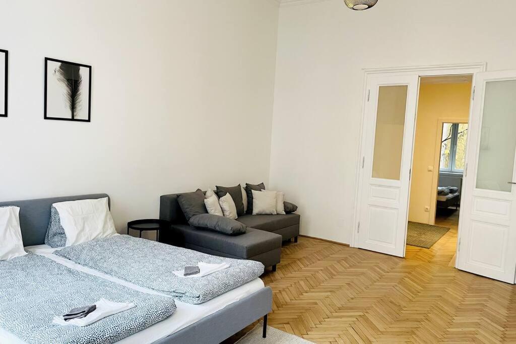 City-Center-Apartment Hip Area, Big & New Vienna Exterior photo